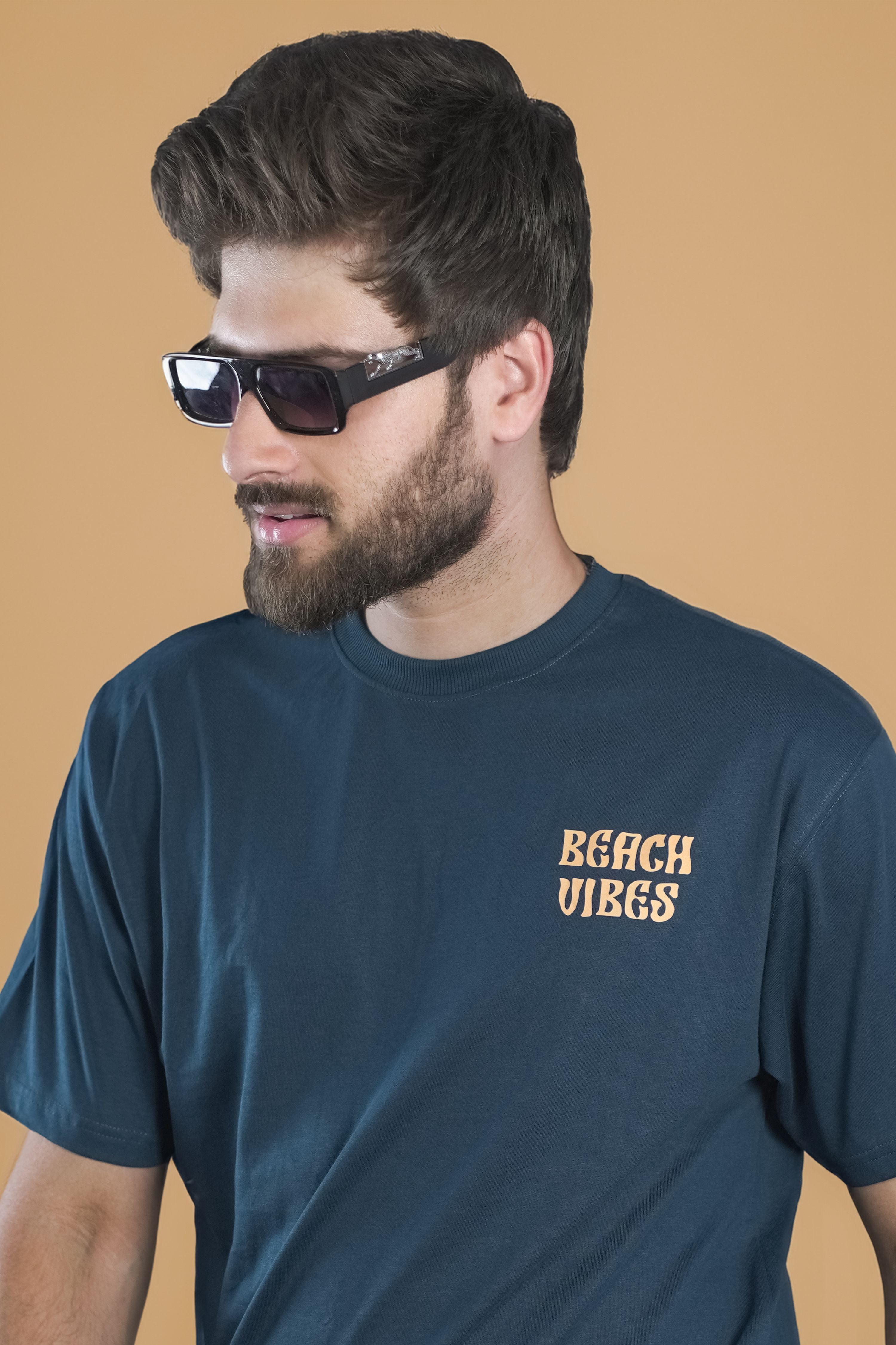 Beach Vibes - Unisex Tshirt